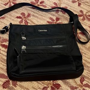 CALVIN KLEIN BAG BLACK
